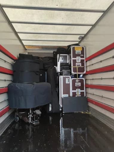 Déménagement et transfert professionnel réalisé par Anyr Transport — photo 5